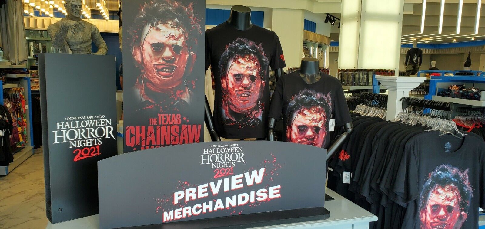 Universal ! Super beauty product restock quality top! Studios Texas Year-end gift Chainsaw Night Halloween Massacre Horror