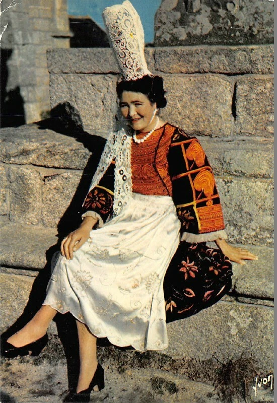 LA BRETAGNE Costume et Coiffe Bigouden R gion de Pont l Abb Finist re