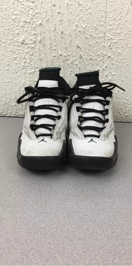 Black and white store jordan 14