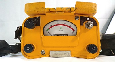 Scott Davis Instruments D-11 Type F Gas Indicator~ For PARTS/ REPAIR
