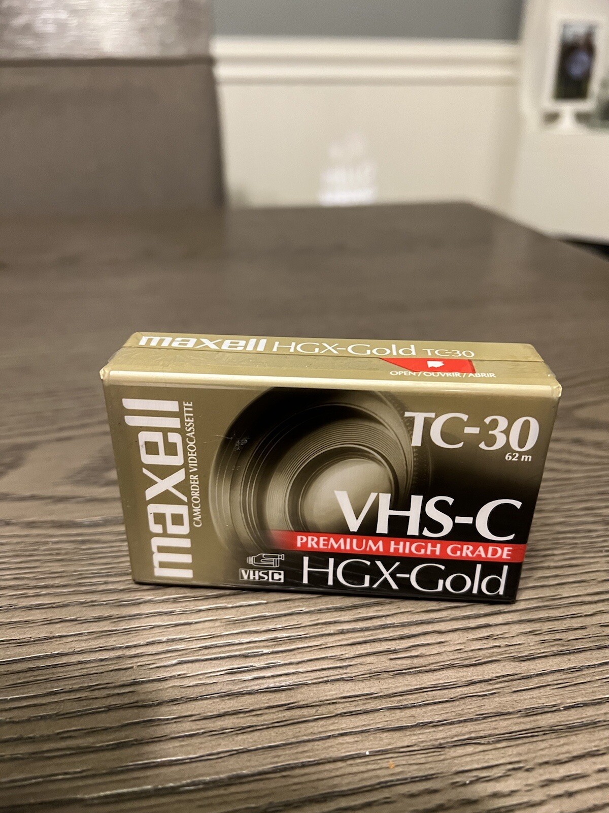 Maxwell Camcorder TC-30 VHS-C HGX-Gold Premium High Grade Video Cassette Tape-image