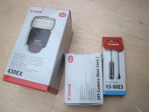 Canon Speedlite 430EX Flash POSSIBLY NEW