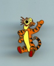 WDP Walt Disney Productions Pooh friend Tigger Waving Yesteryear 1980s Pin