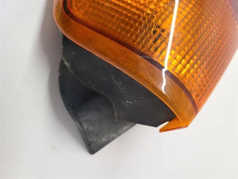 GMC ENVOY XL 2002-2009 Passenger Right Tail Light 15131577 - Image 3 of 4