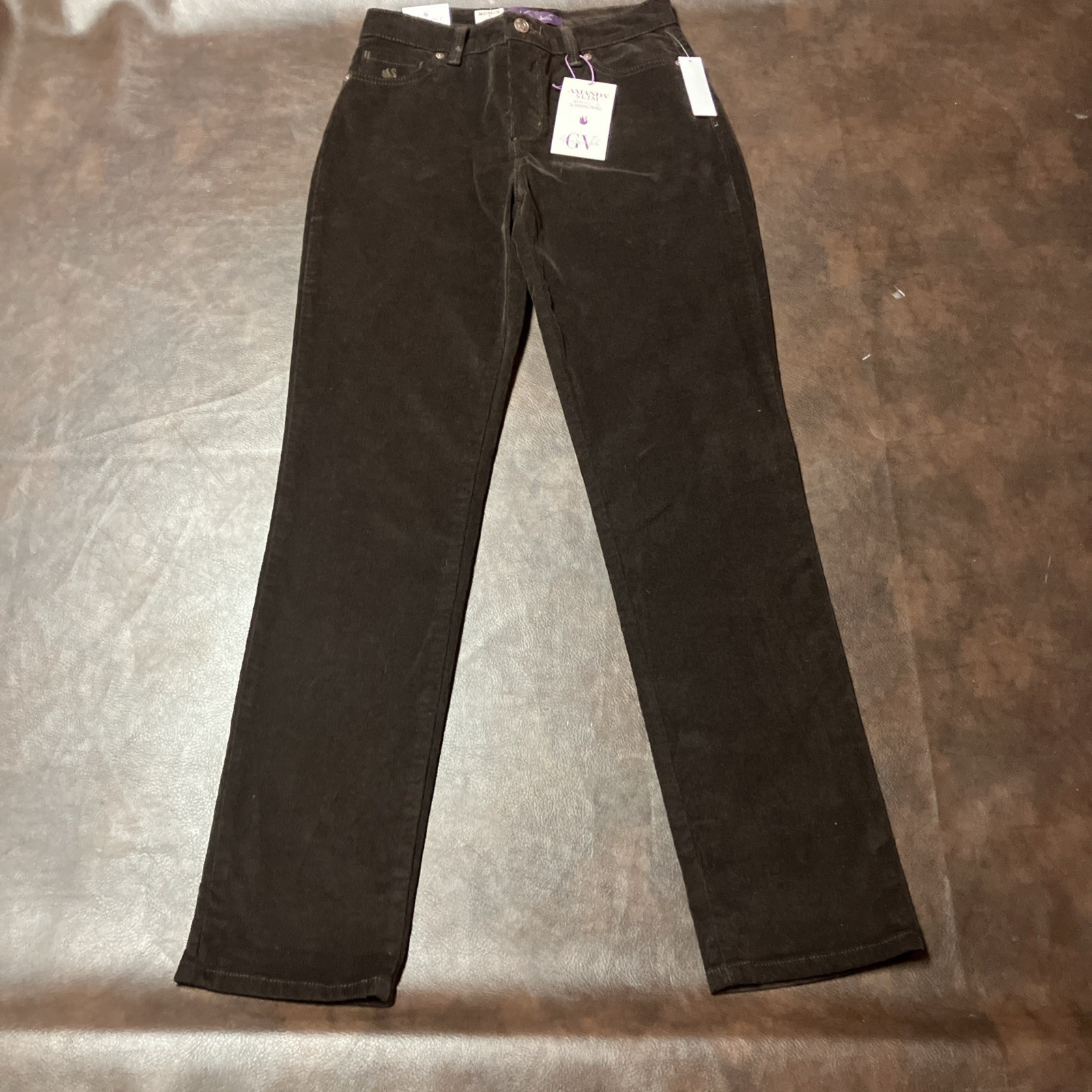 NWT GLORIA VANDERBILT Sz 4 Amanda Slimming Stretch Brown Cor