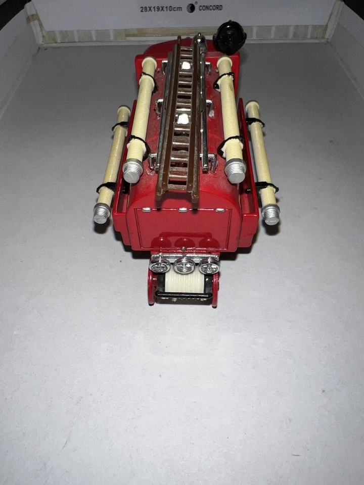 Matchbox 1994 модели прошлых лет 1939 Bedford танкер для воды пожарная машина - Изображение 3 из 4