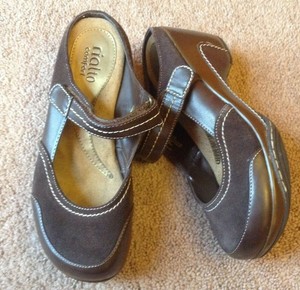 rialto comfort mules