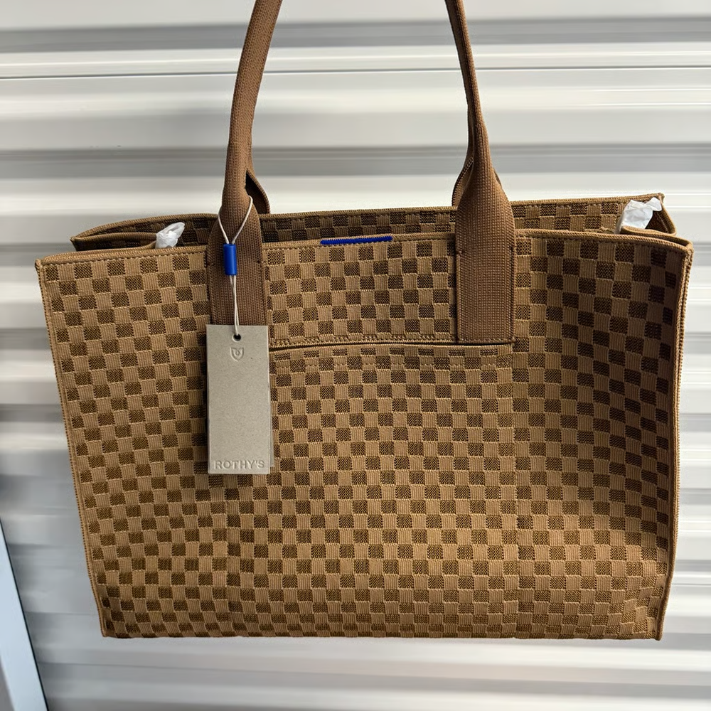 Rothys Classic Tote in Hazelnut BRAND NEW MSRP $279