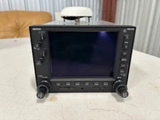 Garmin GNS 530 +antenna +data cards - Excellent