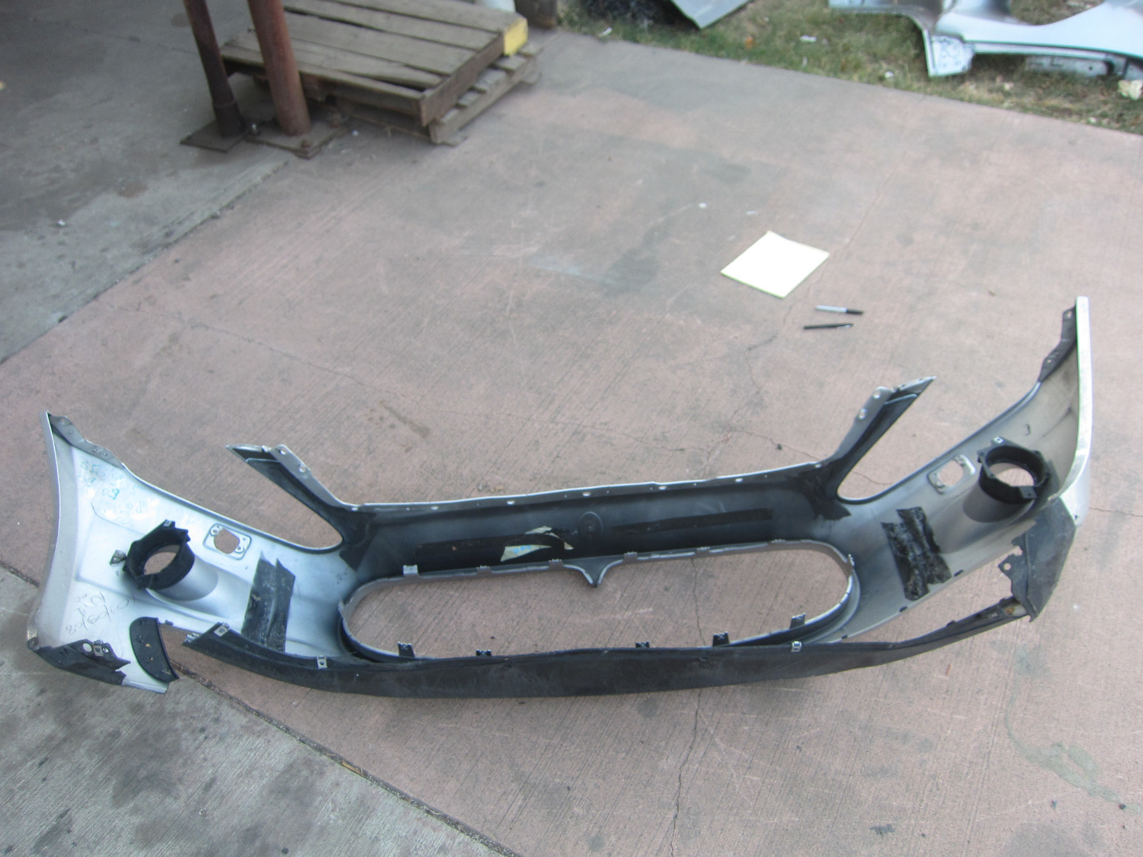 Maserati GranTurismo - Front Bumper (Silver) - P/N  980145003 - 80055600