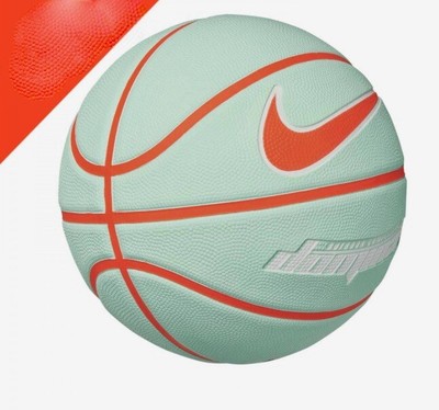 nike dominate 8p basketball