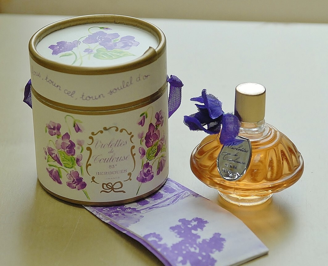 Vtg VIOLETTES DE TOULOUSE by BERDOUES splash EDT 3/4 oz 21ml