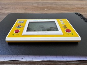 Nintendo Game & Watch Mario The Juggler DM-105 Handheld Electronic Game