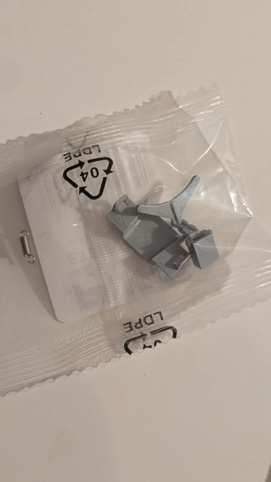 Piko 59930-26 - Kupplungsdeichsel für Diesellok der BR 119 , H0 , grau - Bild 2 von 2