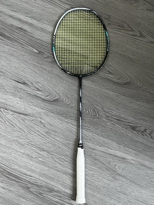 YONEX Badminton Racket Astrox 88d Tour 4UG5 Black and Blue Frame White Grip