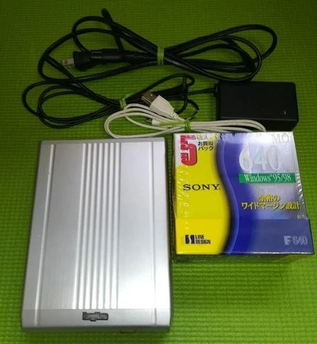 LOGITEC LMO-F636U 640MB MO Magneto Optical Drive & 5 MO 640MB Discs 250926