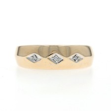 Yellow Gold Diamond Men's Ring - 10k Round Brilliant Three-Stone Wedding Band