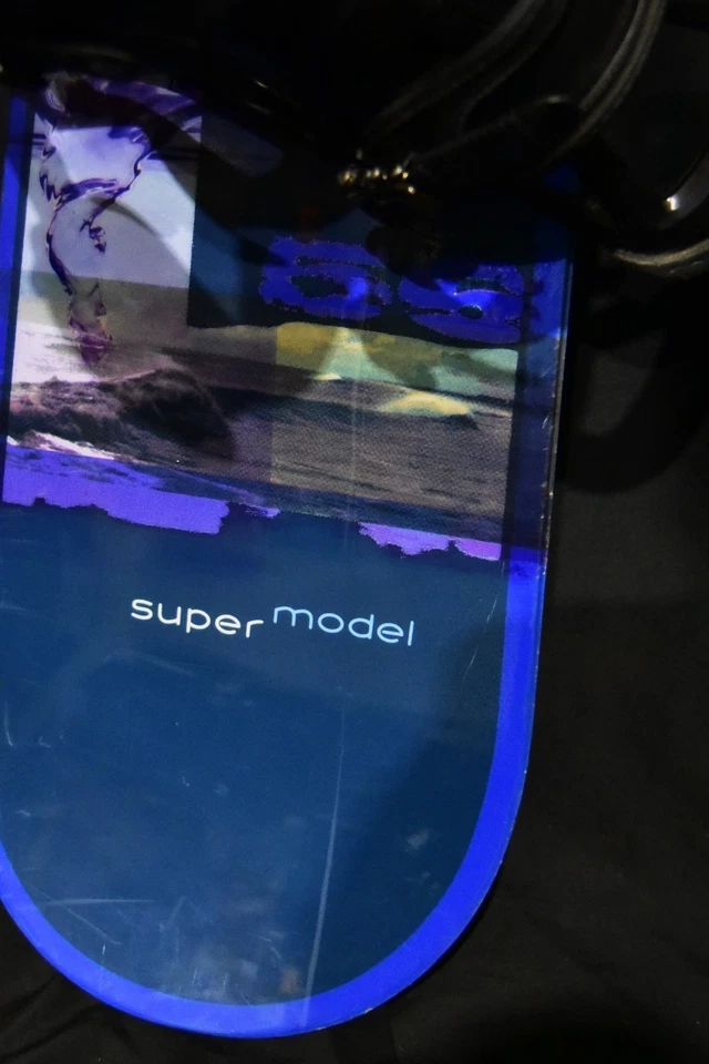 BURTON SUPER MODEL SNOWBOARD TALLA 159 CM CON FIJACIONES GRANDES BURTON Foto 4 de 4