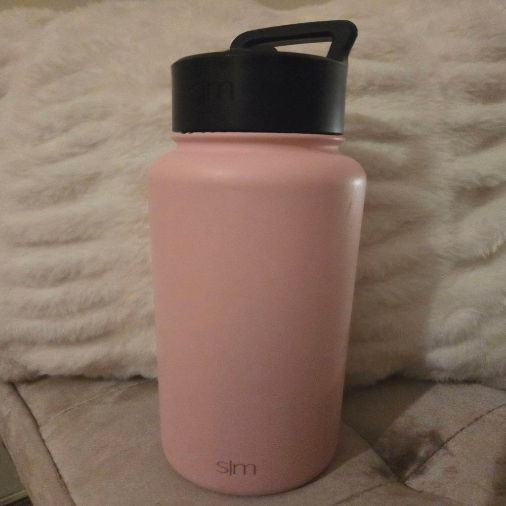 With Black Lid Flip Straw
