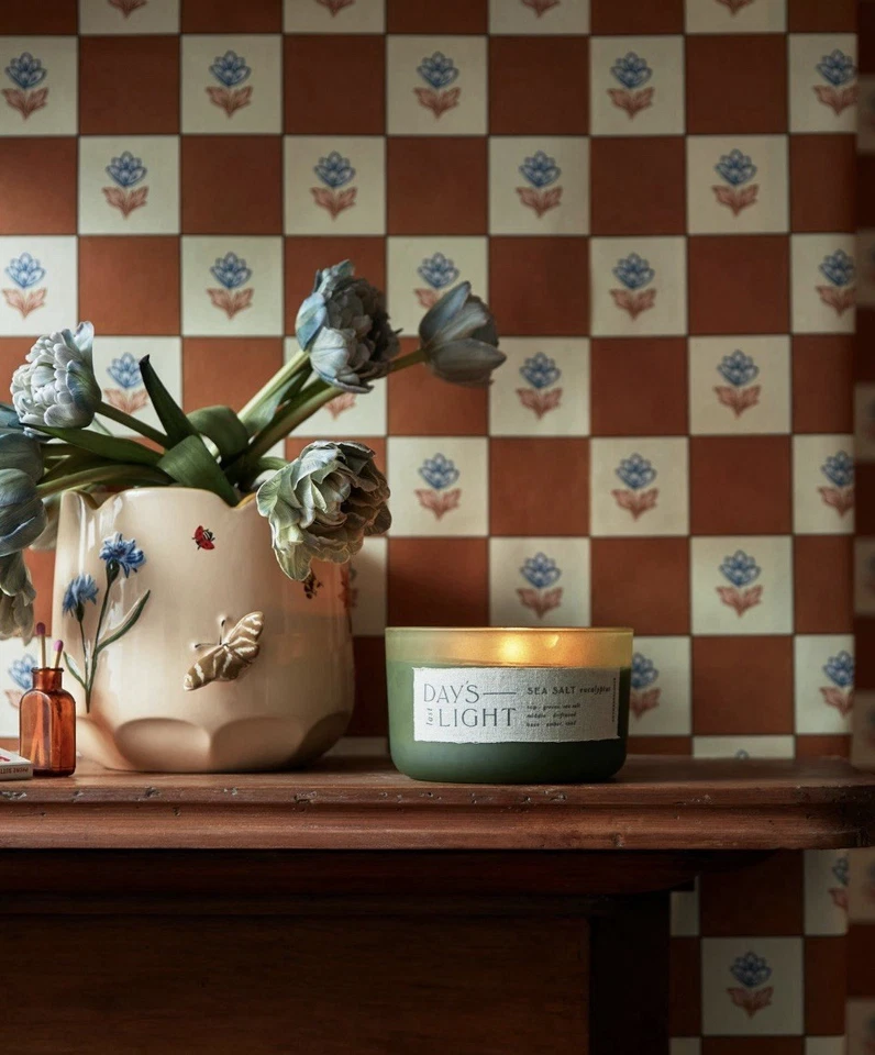 Maceta floral e insectos Anthropologie Pink Faye 3D Foto 3 de 4