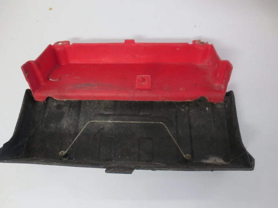 87 88 Honda Fourtrax Foreman 350 350D Used OEM Rear Storage Tool Box Lid Cover - - Image 4 of 4