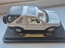 Burago Freelander 1998 Land Rover 1/24 Scale Model Car Boxed