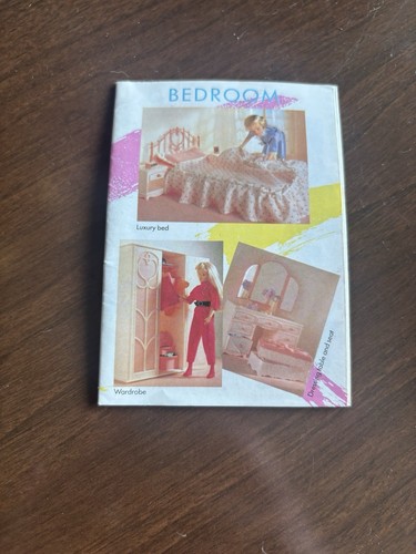 Vintage Sindy Catalogue 1987 Collection. Miniature. Pedigree. - Picture 2 of 3