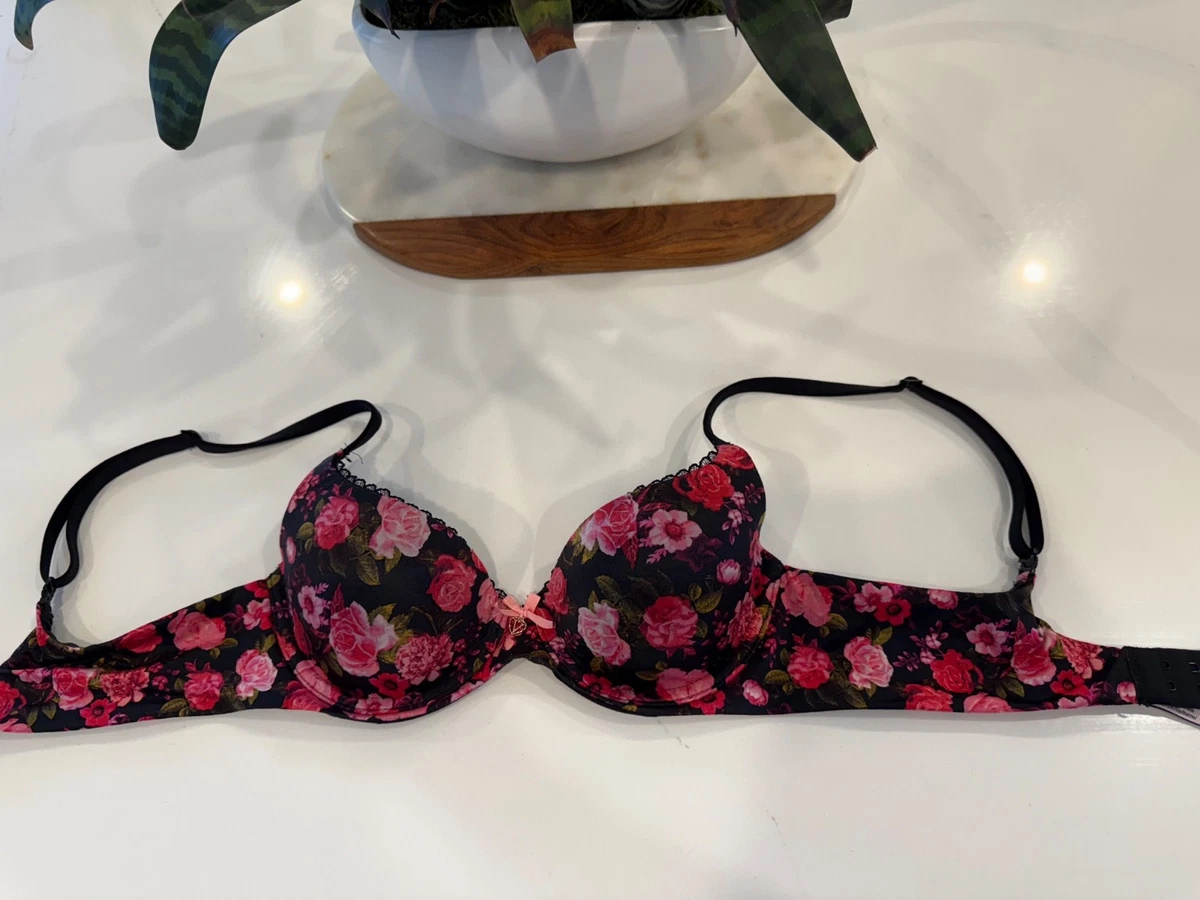 Body by Victoriaブラ　D70 Victoria’s Secret Victorias Secret Body by Victoria Padded Perfect Shape Size 32D