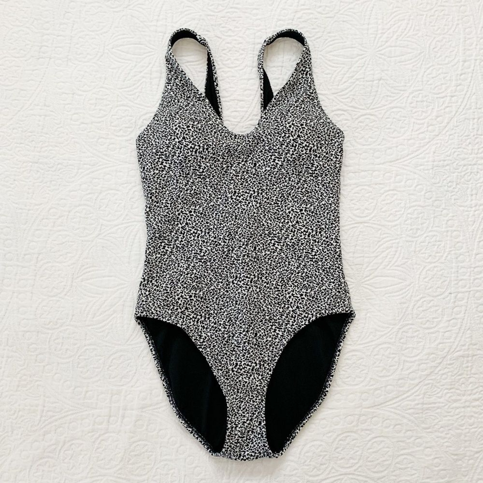 Athleta Seychelles Jacquard Textured One Piece Swimsuit, Black / White