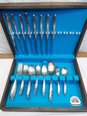 Wm Rogers Oneida Silver Plate Flatware Flowertime 50 pcs svc for 8