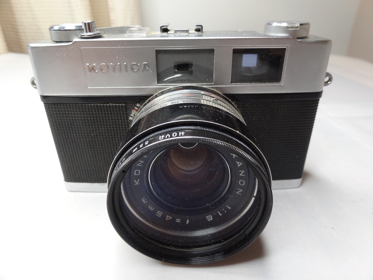 Konica Hexanon 1:1.8 f=45mm Auto S2 35mm Camera Made In Konica Hexanon 1:1.8 f=45mm Auto S2 35mm Camera Made In