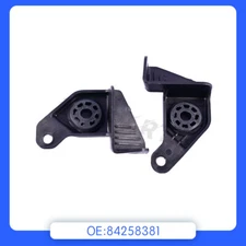 NEW 2pcs Passenger Side Radiator Upper Bracket for Chevrolet Malibu 2016-2023