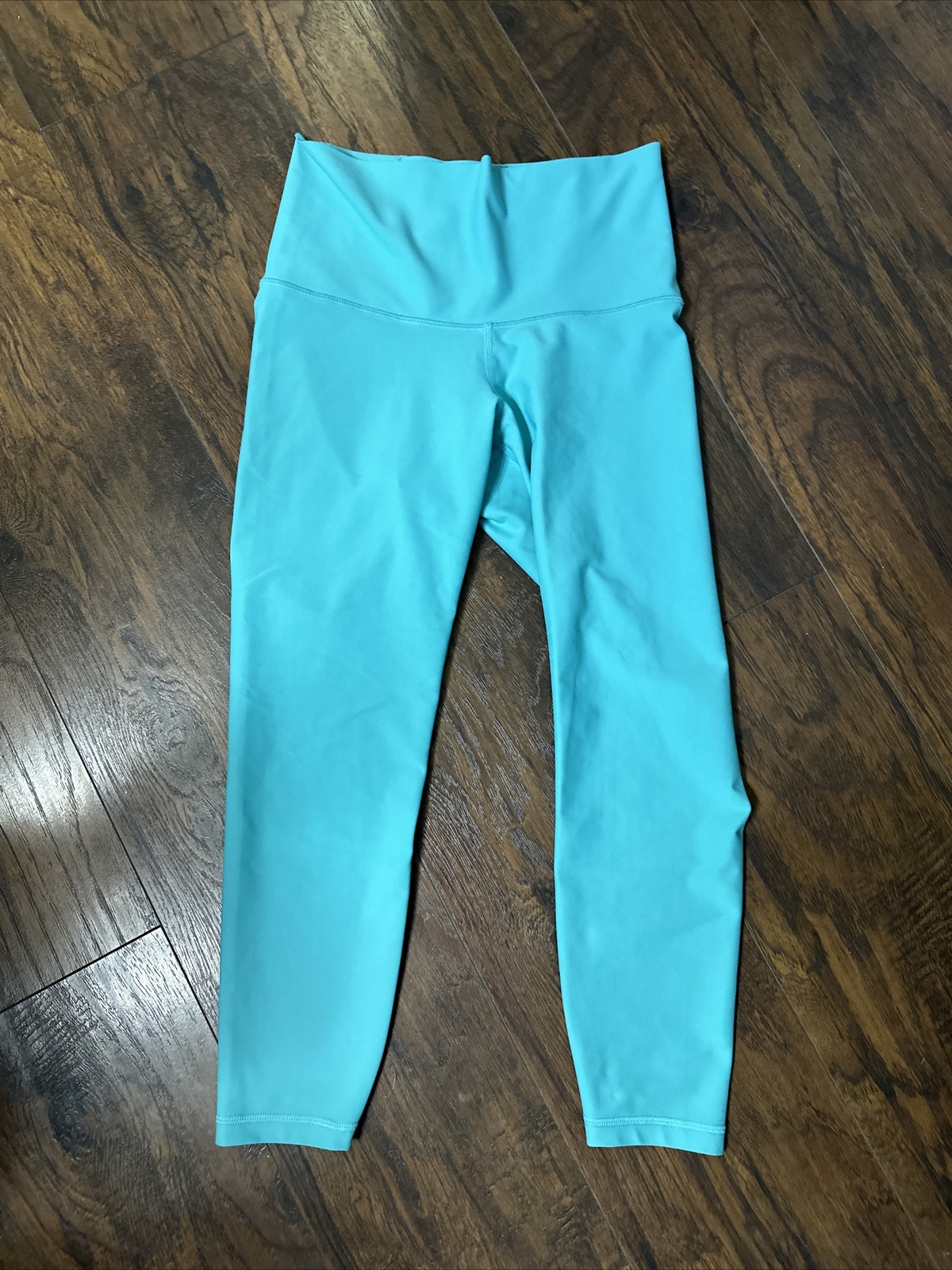 Old Navy Active Powersoft Women’s Medium Petite A… - image 1