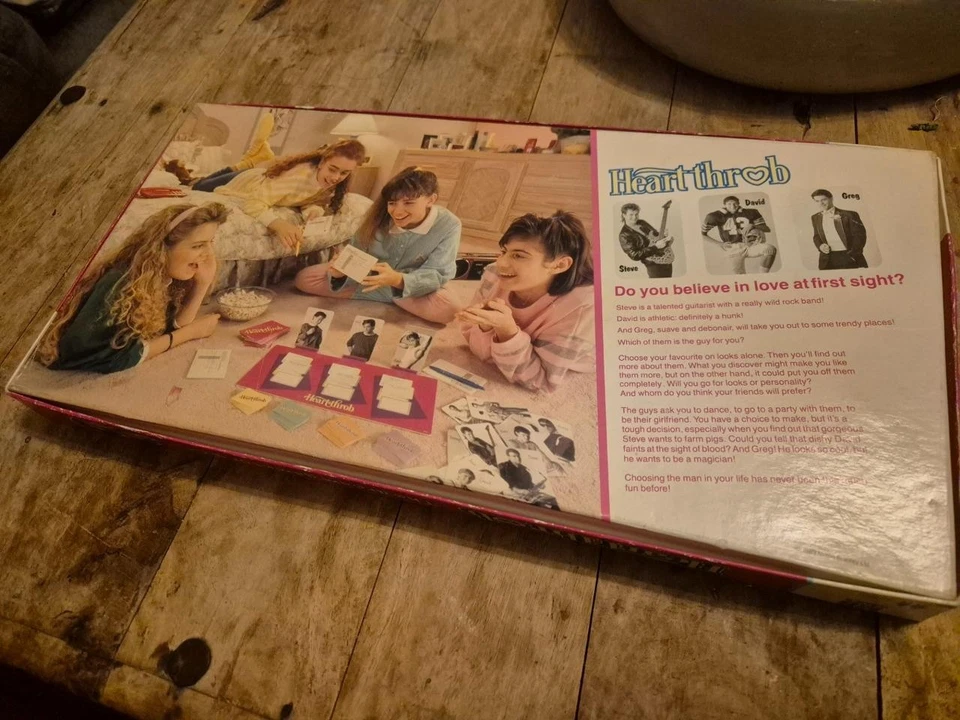 Vintage HEARTTHROB MB Games 1989 Boardgame Dream Date Boyfriend Pre Tinder - Image 2 of 4