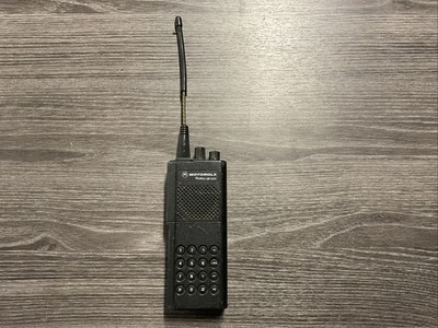 Motorola P94YPC20C2AA Radius GP 300 Two-Way Radio Untested