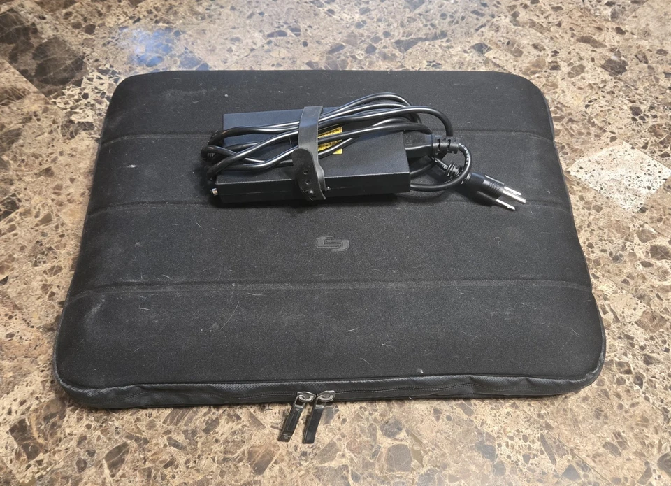 DE COLECCIÓN ALIENWARE M15x (P08G) i3-M370 @ 2,40 GHz 4 GB DDR3 - Proyecto de restauración Foto 2 de 4