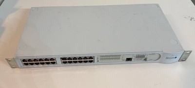 3Com Baseline Switch 24-Port 10/100 + 1 Gigabit Uplink (3C16467) Tested Working