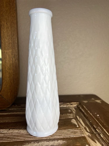 Milk glass vase Vintage E O Brody Co Bud  Quilted Diamond White 8 3/4"