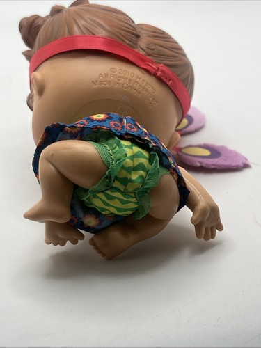 Hasbro 2010 Baby Alive Crib Life bambola canzone Makayla RARA da trovare - Foto 6 di 8
