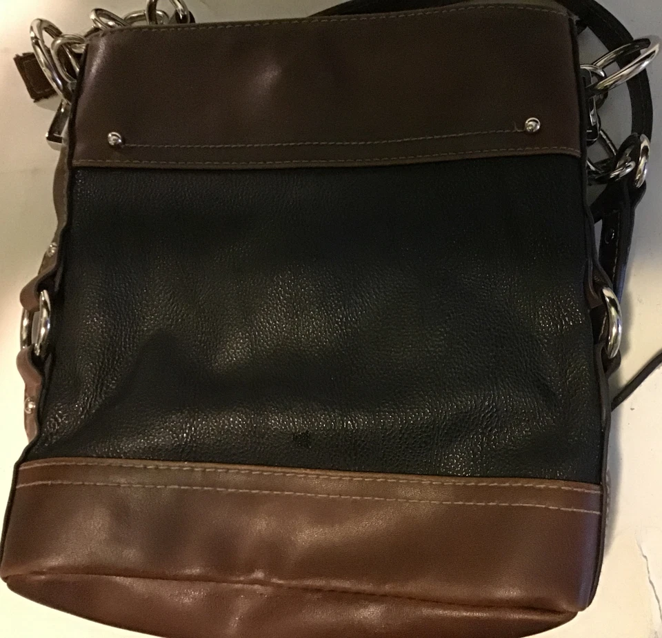 Bandolera Chaps Salerno Cartera Negra y Marrón ¡Defectuosa! Foto 4 de 4