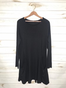 sweatshirt travel dress with pockets