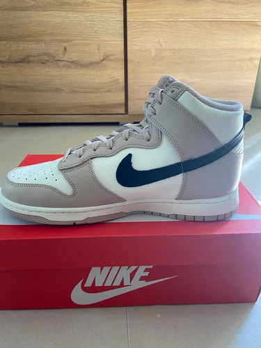 Nike Dunk High Fossil Stone (W) US-Damen 11.5 EU 44 US-Herren 10