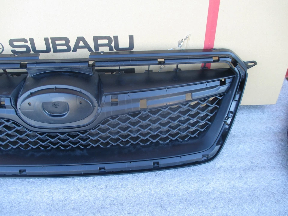 Subaru Crosstrek 2016 2017 parrilla delantera OEM 91122FJ050 Foto 2 de 4
