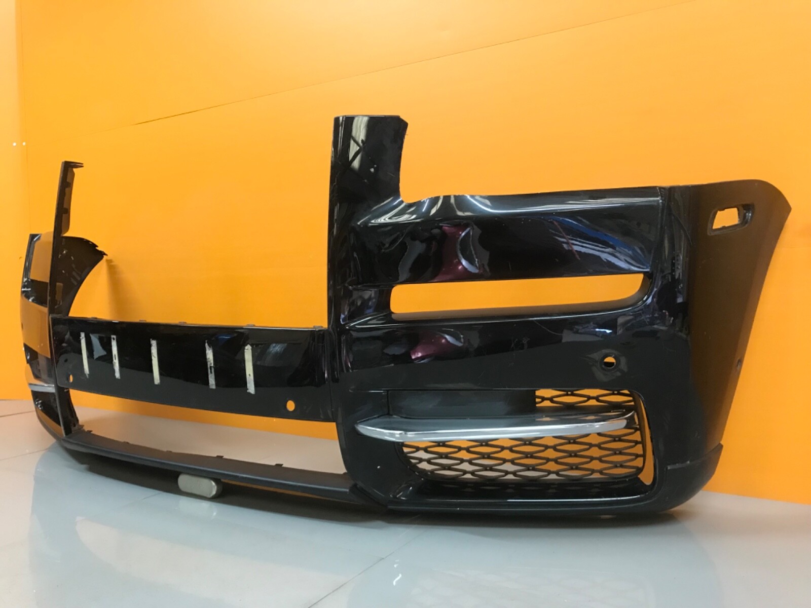 +Rolls Royce Cullinan 2018- on Genuine front bumper each - Image 7