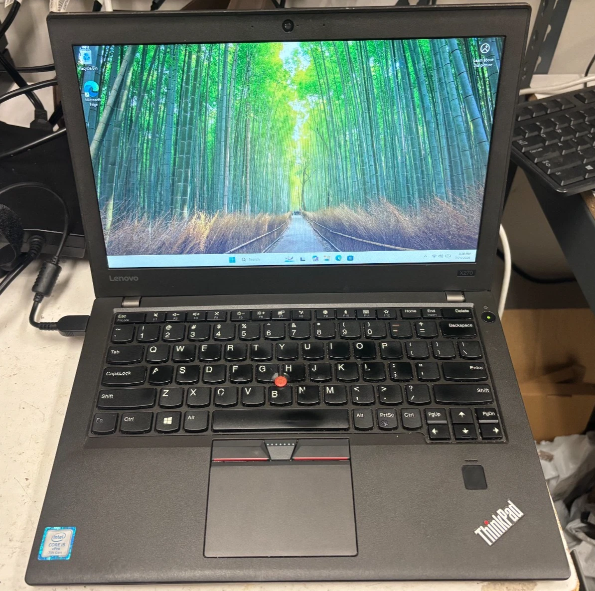 Lenovo ThinkPad X270 8 GB RAM PC 2.50-2.99 GHz Processor Speed