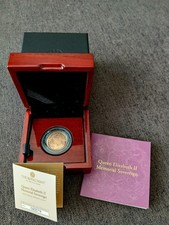 Royal Mint 2022 Queen Elizabeth II Gold Proof Memorial Sovereign Coin with COA