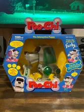2000 Hasbro Tiger Electronics Poo-Chi Interactive Green Silver Puppy Robot