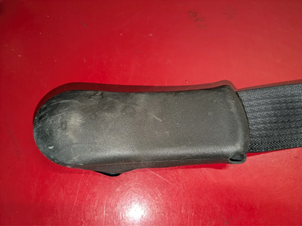 Pontiac Grand Prix 2004-2008 delantero derecho pasajero cinturón de seguridad retractor OEM Foto 4 de 4