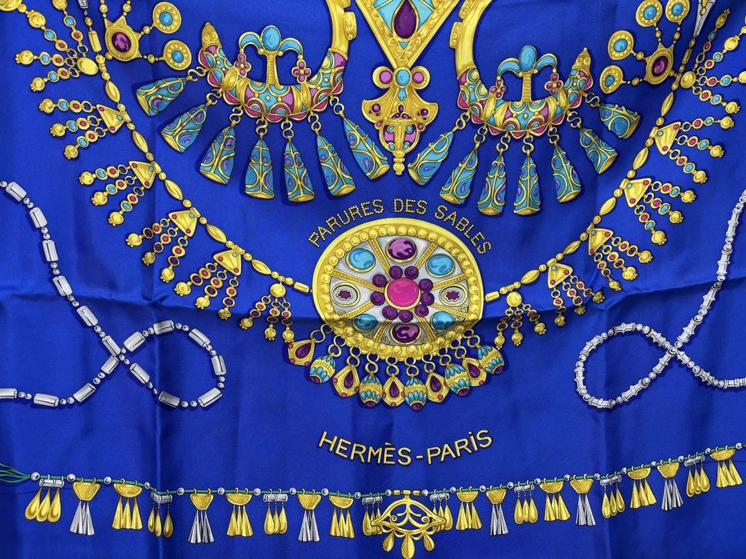 Hermès S-Paris Silk Scarf Red 90cm Excellent Pre-Owned No Box