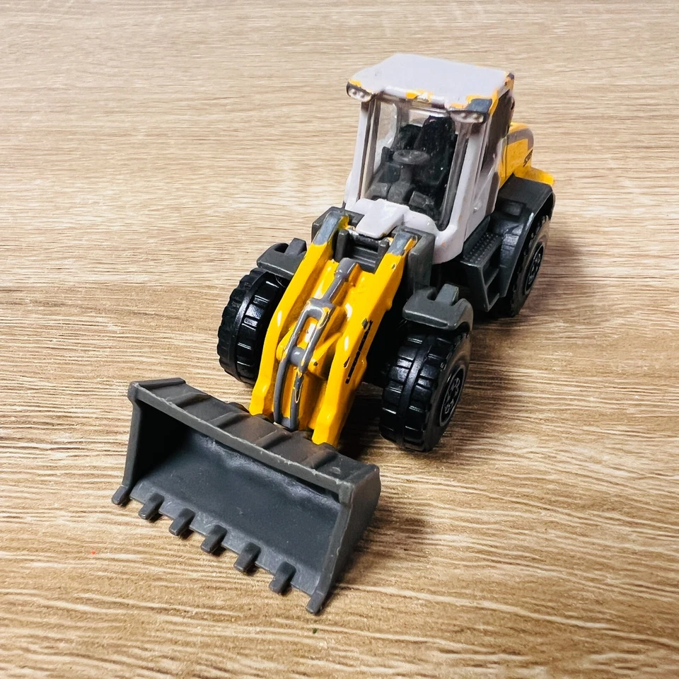 Majorette Liebherr L538 Front Loader Tractor Construction - Image 2 of 4